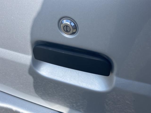 ＮＶ１００クリッパーバン 　Ｇ箱バン　オートマチック　両側スライドドア　エアコン　運転席エアバッグ　積載量３５０ｋｇ　ヘッドライトレベライザー（36枚目）