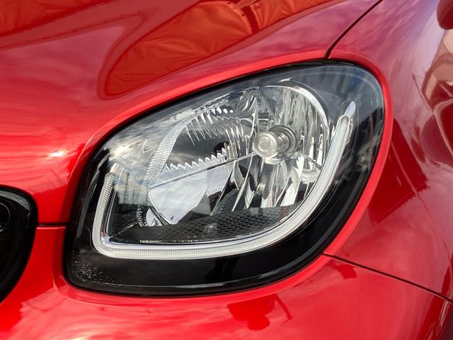 スマートフォーフォー パッション ディーラー車 右ハンドル ワンオーナー ターボ ナビTV ETC クルーズコントロール シートヒーター オートヘッドライト 衝突被害軽減ブレーキ レーンアシスト アイドリングストップ 15inアルミ(3枚目)