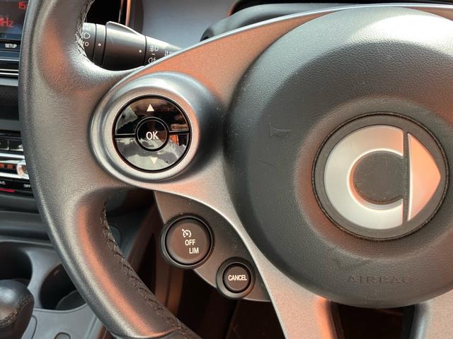 スマートフォーフォー パッション ディーラー車 右ハンドル ワンオーナー ターボ ナビTV ETC クルーズコントロール シートヒーター オートヘッドライト 衝突被害軽減ブレーキ レーンアシスト アイドリングストップ 15inアルミ(27枚目)
