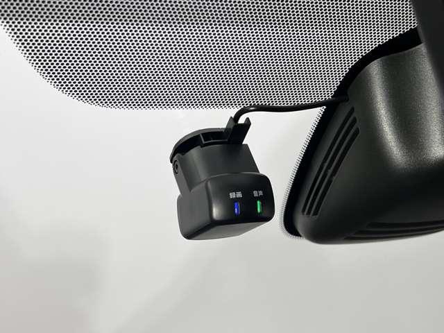 セレナ ｅ－パワー　ハイウェイスターＶ　後席モニター　前後ドラレコ　ＥＴＣ　全周囲カメ（16枚目）