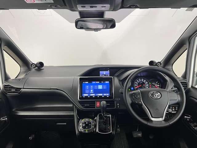 車内はルームクリーニングを実施済みです！綺麗な状態ですので、お気軽にご来店くださいね！