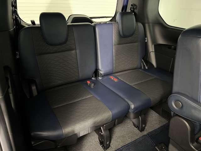 サードシートも広々です。