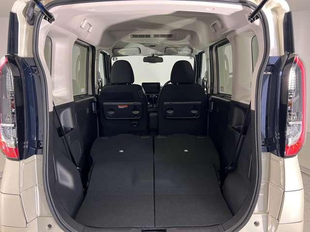 シートアレンジ次第でより多くの荷物を乗せることができます！