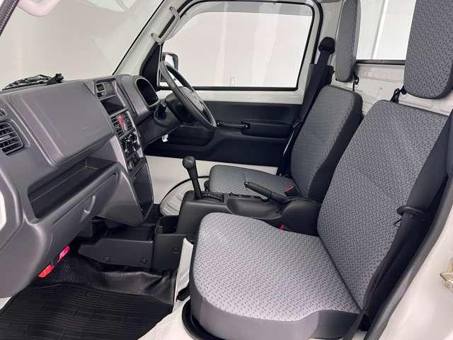 助手席側もきれいですよ！