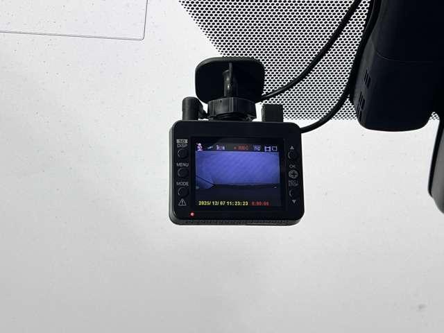 プリウス 1.8 S セーフティ プラス(14枚目)