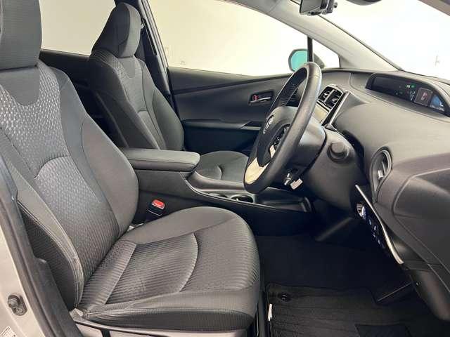 プリウス 1.8 S セーフティ プラス(16枚目)