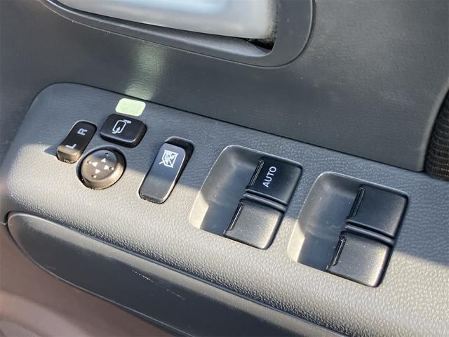 モコ Ｅ　ナビ　ＴＶ　オートライト　スマートキー　電動格納ミラー　ベンチシート　ＡＴ　盗難防止システム　ＡＢＳ　衝突安全ボディ　エアコン　パワーステアリング　パワーウィンドウ（11枚目）
