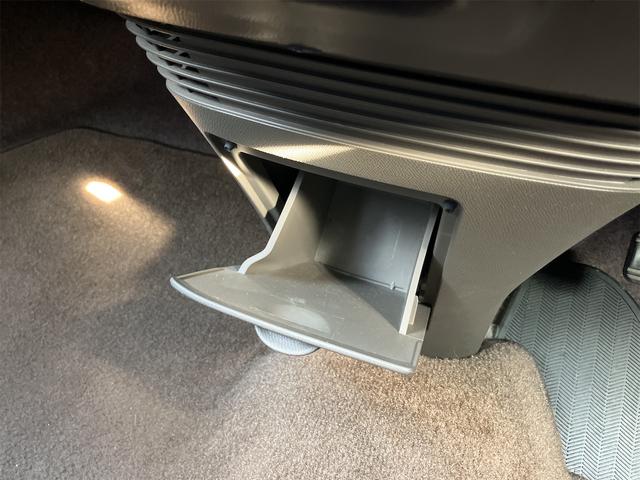 モコ Ｅ　ナビ　ＴＶ　オートライト　スマートキー　電動格納ミラー　ベンチシート　ＡＴ　盗難防止システム　ＡＢＳ　衝突安全ボディ　エアコン　パワーステアリング　パワーウィンドウ（55枚目）