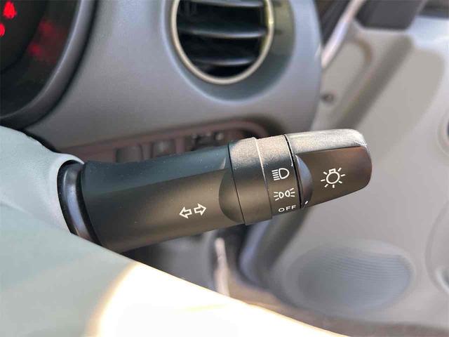 アイ ビバーチェ スマートキー 電動格納ミラー AT 盗難防止システム ABS CD 衝突安全ボディ エアコン パワーステアリング パワーウィンドウ(8枚目)