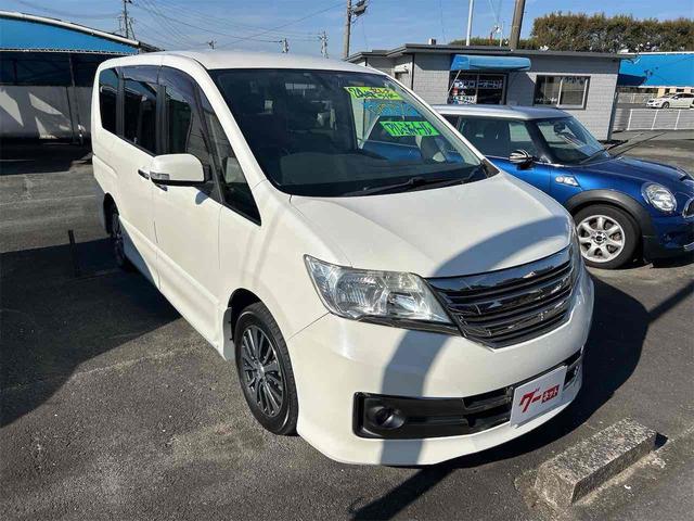 セレナ ライダー ドライブレコーダー ETC バックカメラ オートクルーズコントロール 両側電動スライドドア オートライト スマートキー アイドリングストップ 電動格納ミラー 3列シート ウォークスルー CVT(14枚目)