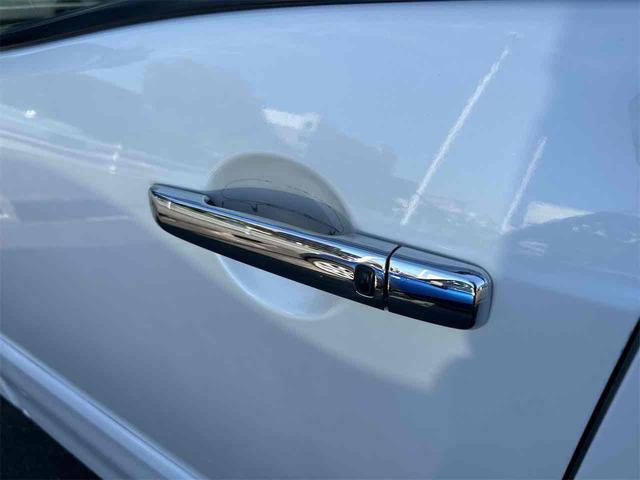 セレナ ライダー ドライブレコーダー ETC バックカメラ オートクルーズコントロール 両側電動スライドドア オートライト スマートキー アイドリングストップ 電動格納ミラー 3列シート ウォークスルー CVT(29枚目)