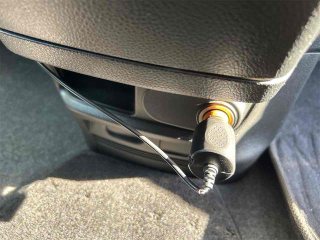 セレナ ライダー ドライブレコーダー ETC バックカメラ オートクルーズコントロール 両側電動スライドドア オートライト スマートキー アイドリングストップ 電動格納ミラー 3列シート ウォークスルー CVT(55枚目)