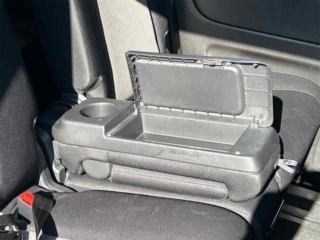 セレナ ライダー ドライブレコーダー ETC バックカメラ オートクルーズコントロール 両側電動スライドドア オートライト スマートキー アイドリングストップ 電動格納ミラー 3列シート ウォークスルー CVT(69枚目)