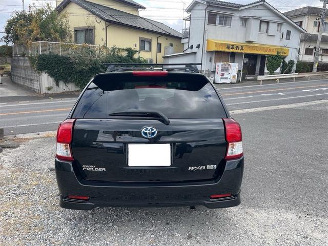 TOYOTA COROLLA FIELDER HYBRID G AEROTOURER WxB