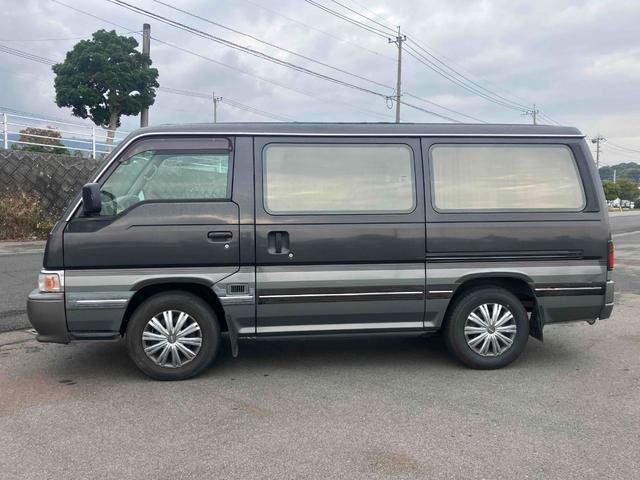 キャラバンコーチ ＧＴリミテッド　ディーゼル　回転シート（5枚目）