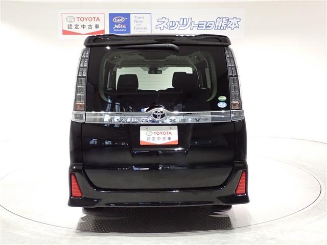 ヴォクシー ZS 煌 地上デジタル TSS 両側パワードア アイドリングストップ車 パワーウィンド 横滑防止 1オーナ DVD可 盗難防止装置 スマートエントリー Bカメラ LEDヘッドライト メモリーナビ 3列シート(6枚目)