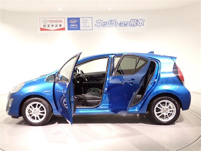 アクア Ｓ　スマートキープッシュスタート　キーレスエントリ　フルセグ地デジ　イモビ　ナビ＆ＴＶ　ワンオーナー車　オートエアコン　デュアルエアバック　ＥＳＣ　Ｂカメラ　パワーウィンドウ　ＥＴＣ　ＤＶＤ再生可能（4枚目）