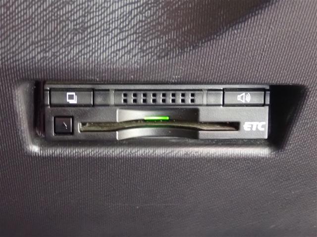 アクア Ｓ　スマートキープッシュスタート　キーレスエントリ　フルセグ地デジ　イモビ　ナビ＆ＴＶ　ワンオーナー車　オートエアコン　デュアルエアバック　ＥＳＣ　Ｂカメラ　パワーウィンドウ　ＥＴＣ　ＤＶＤ再生可能（20枚目）