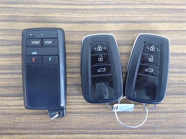 カムリ ＷＳブラックエディション　インテリジェントクリアランスソナー　バックモニター　クルコン　オートエアコン　スマートキー　フルセグＴＶ　メモリーナビ　キーレス　アルミホイール　ＥＴＣ　記録簿　ＬＥＤ　Ｐシート（28枚目）