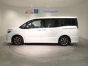 ヴォクシー ZS 煌 地上デジタル TSS 両側パワードア アイドリングストップ車 パワーウィンド 横滑防止 1オーナ 整備記録簿 DVD可 盗難防止装置 スマートエントリー Bカメラ LEDヘッドライト メモリーナビ 中古車画像_2