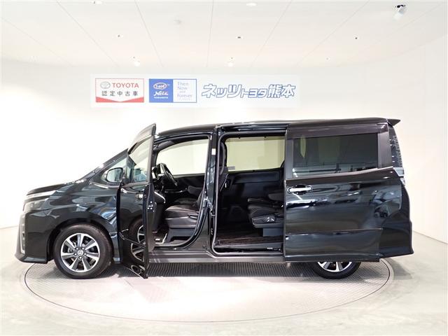 ヴォクシー ZS 煌II スマートキー・プッシュスタート バックガイドモニター セキュリティアラーム 両側パワスラドア 1オーナー ETC車載器 地デジテレビ 記録簿付き VSC LEDライト 助手席エアバック AC パワステ(4枚目)