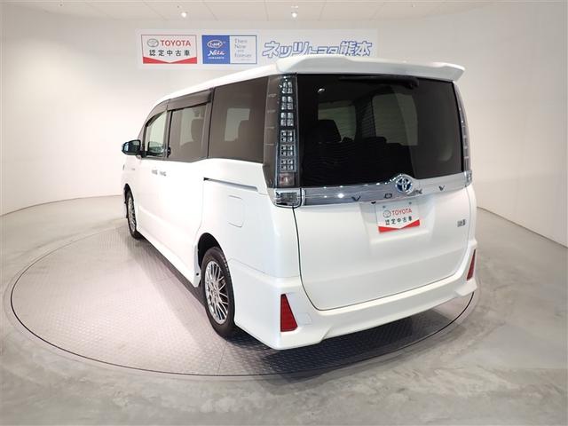 ヴォクシー ハイブリッドZS 煌 Wエアコン AW 衝突被害軽減 バックモニター 地デジ オートエアコン ワンオーナー車 ナビTV イモビライザー キーフリー 横滑り防止 3列シート ドライブレコーダー DVD メモリーナビ ABS(4枚目)