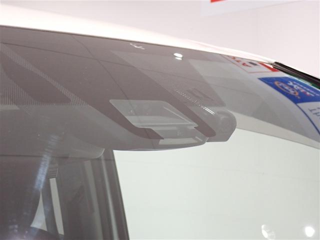 ヴォクシー ハイブリッドZS 煌 Wエアコン AW 衝突被害軽減 バックモニター 地デジ オートエアコン ワンオーナー車 ナビTV イモビライザー キーフリー 横滑り防止 3列シート ドライブレコーダー DVD メモリーナビ ABS(21枚目)