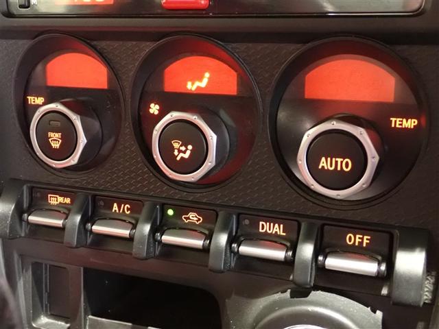 86 GT キーフリ 盗難防止 地デジ スマートキ- ETC車載器 VSA オートエアコン サイドSRS 助手席エアバッグ パワーウィンドウ アルミ 運転席エアバッグ ABS パワーステアリング HDDナビ(14枚目)