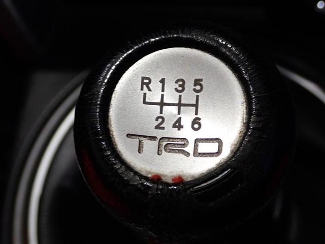 86 GT キーフリ 盗難防止 地デジ スマートキ- ETC車載器 VSA オートエアコン サイドSRS 助手席エアバッグ パワーウィンドウ アルミ 運転席エアバッグ ABS パワーステアリング HDDナビ(16枚目)