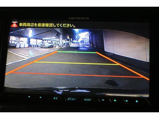 バックカメラが付いているので後方確認が非常にしやすいです。今や運転初心者も熟練者も必須装備！ついていて損はないですね♪