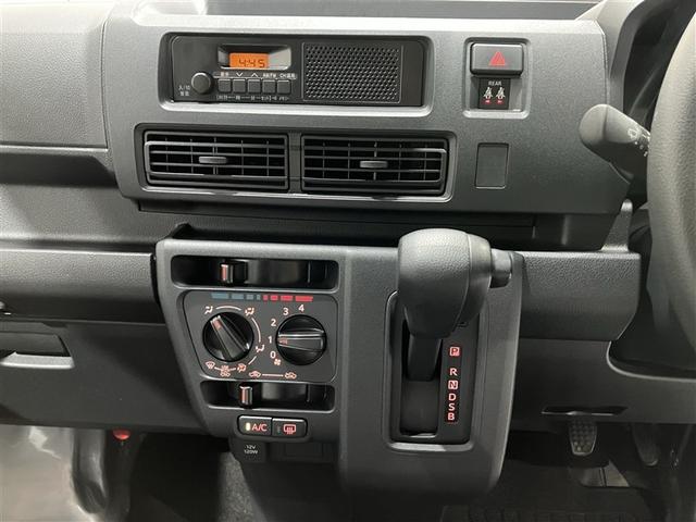 ハイゼットカーゴ ＤＸ　キーレスキー　パワーウインドウ　エコアイドル　ＥＳＣ　マニュアルエアコン　記録簿　両席エアバッグ　パワーステアリング　ＡＢＳ　運転席エアバッグ　プリクラ（10枚目）