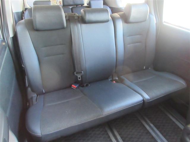 ヴォクシー ＺＳ　煌Ｚ　両側電動パワースライドドア　記録簿付　Ｒカメラ　プッシュスタートスマートキー　パワーステアリング　エアコン　ナビテレビ　ＤＶＤ再生可　フルセグテレビ　助手席エアバッグ　盗難防止システム　キーレス　半革（8枚目）