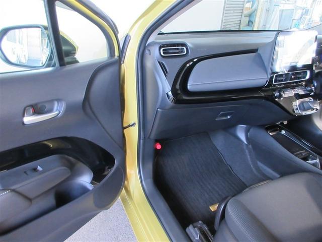 アクア G VSC 衝突軽減ブレーキ メモリナビ バックモニター LED クルーズコントロール スマートキー ETC車載器 AC100V ナビ パワーウィンドウ イモビライザー サイドエアバック オートエアコン(4枚目)