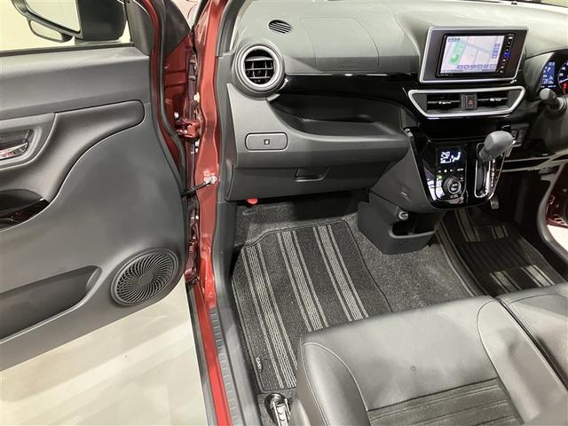 キャスト アクティバＧ　プライムコレクション　ＳＡＩＩＩ　Ｉストップ　地デジ　Ｒカメラ　ＬＥＤヘッド　オートエアコン　横滑り防止装置　ドラレコ　アルミホイール　ハーフレザー　盗難防止システム　スマートキー　キーフリーシステム　ナビＴＶ　メモリーナビ　ＤＶＤ（4枚目）