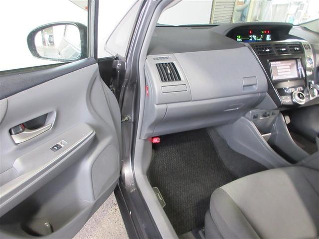 プリウスα S スマキ- DVD視聴可 整備点検記録簿 リモコンキー 横滑り防止装置付き PW Bカメラ ナビ・TV サイドエアB ETC車載器 ABS付き アルミホイール メモリーナビゲーション パワーステアリング(4枚目)