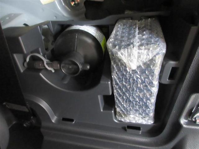 シエンタ ハイブリッドZ TSS エアバック キーレスエントリー ナビTV イモビライザー 整備記録簿 バックモニター LEDヘッドライト ETC車載器 横滑り防止 スマートキー オートエアコン サイドエアバッグ WSRS(9枚目)