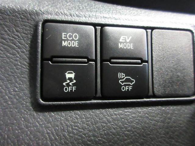 シエンタ ハイブリッドＧ　ＬＥＤライト　Ｂカメラ　地デジ　ＤＶＤ　キーフリー　スマキー　横滑り防止システム　メモリナビ　ナビＴＶ　ＥＴＣ　イモビライザー　運転席エアバック　アルミホイール　フルオートエアコン　デュアルエアバッグ（11枚目）