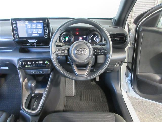 ヤリス ハイブリッドＺ　ＰＣＳ　整備記録簿　ＡＷ　Ｂカメラ　ドラレコ付　ＬＥＤランプ　スマキー　ＥＴＣ付き　ＶＳＣ　パワステ　クルコン　カーテンエアバック　キーフリー　ＡＢＳ　イモビ　エアコン　エアバッグ　デュアルエアバック（3枚目）