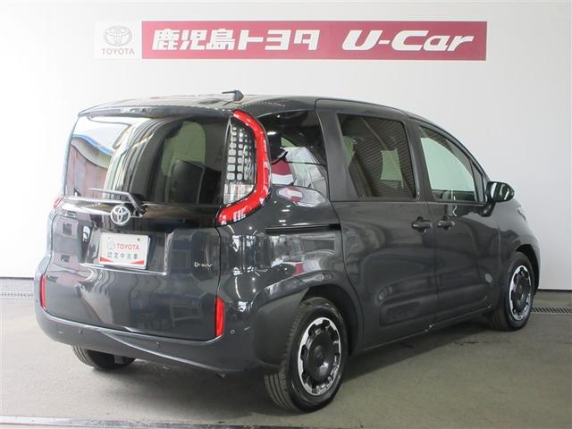 シエンタ ハイブリッドＺ　ＴＳＳ　エアバック　デモカー　キーレスエントリー　ナビＴＶ　イモビライザー　整備記録簿　バックモニター　ＬＥＤヘッドライト　ＥＴＣ車載器　横滑り防止　スマートキー　オートエアコン　サイドエアバッグ（2枚目）