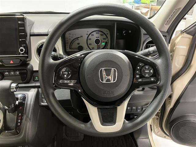 Ｎ－ＯＮＥ オリジナル　追突被害軽減ブレーキ　記録簿　オートクルーズコントロール　ハーフレザー　サイドエアバック　ＥＴＣ車載器　ナビ＆ＴＶ　ＬＥＤライト　ＷＡＢ　Ｂカメラ　セキュリティ　エアバッグ　ＡＢＳ　横滑り防止装置（9枚目）