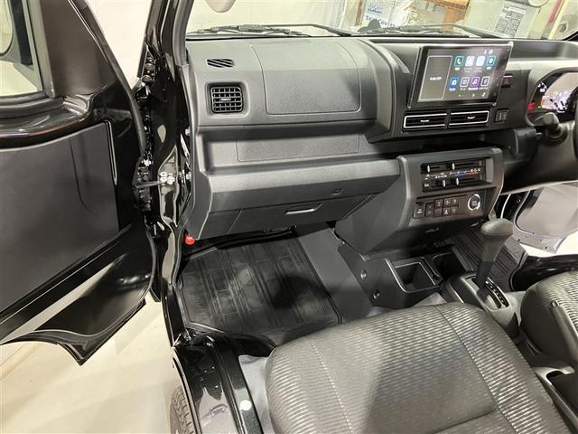 ハイゼットトラック ジャンボエクストラ　アイドリングストップ付き　記録簿あり　ブレーキサポート　盗難防止システム　スマ－トキ－　ダブルエアバッグ　前席パワーウィンドウ　フルセグ　ＬＥＤライト　キーフリー　ＴＶ　４ＷＤ　横滑り防止　エアコン（4枚目）