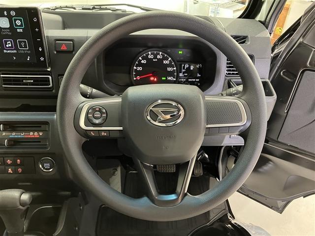 ハイゼットトラック ジャンボエクストラ　アイドリングストップ付き　記録簿あり　ブレーキサポート　盗難防止システム　スマ－トキ－　ダブルエアバッグ　前席パワーウィンドウ　フルセグ　ＬＥＤライト　キーフリー　ＴＶ　４ＷＤ　横滑り防止　エアコン（6枚目）