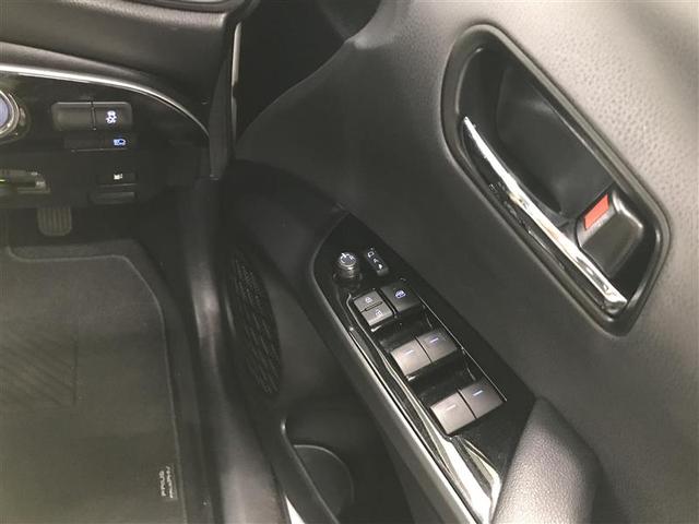 プリウス Ｓ　ＥＳＣ　スマートキ－　メモリーナビゲーション　ＬＥＤヘッドライト　ＥＴＣ車載器　フルオートエアコン　クルーズコントロール　エアバッグ　イモビ　パワーウインドウ　ＰＳ　ＴＶナビ　デュアルエアバック　ＡＷ（17枚目）