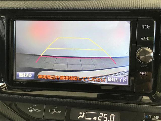 アクア Ｓスタイルブラック　ＡＵＸ端子　バックモニタ－　地デジフルセグ　ナビＴＶ　イモビライザー　スマートキープッシュスタート　ＥＴＣ付き　Ｗエアバッグ　キーフリ　メモリーナビゲーション　横滑り防止装置付き　ＤＶＤプレーヤー（9枚目）