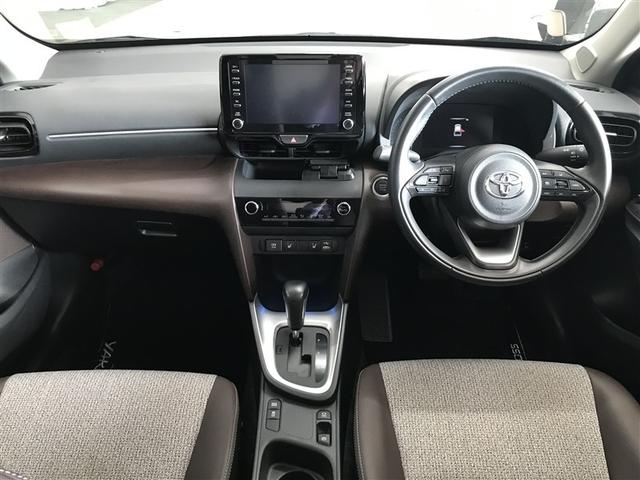 ヤリスクロス Ｚ　バックモニタ　横滑り防止システム　イモビ　カーテンエアバッグ　クルーズＣ　エアコン　スマートキ－　アルミ　キーフリー　パワステ　ダブルエアバック　ＬＥＤヘット　エアバッグ　ＡＢＳ　運転席パワーシート（7枚目）