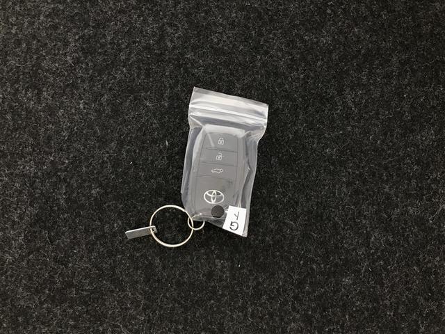 ヤリスクロス Ｚ　バックモニタ　横滑り防止システム　イモビ　カーテンエアバッグ　クルーズＣ　エアコン　スマートキ－　アルミ　キーフリー　パワステ　ダブルエアバック　ＬＥＤヘット　エアバッグ　ＡＢＳ　運転席パワーシート（23枚目）