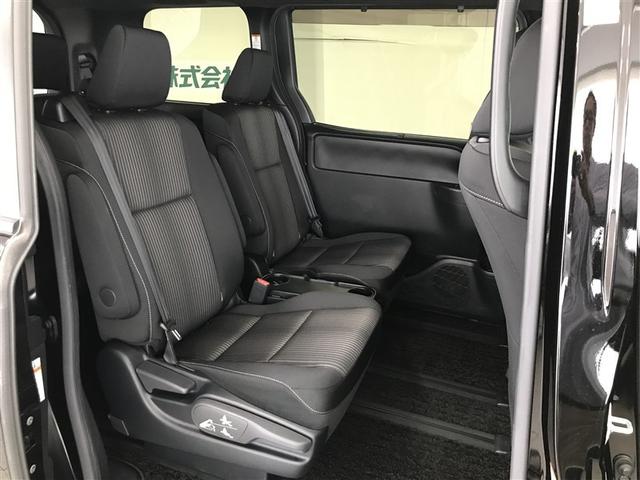 ヴォクシー ZS 煌II スマートキー・プッシュスタート バックガイドモニター セキュリティアラーム 両側パワスラドア ETC車載器 地デジテレビ VSC LEDライト 助手席エアバック キーレスエントリー AC パワステ(23枚目)