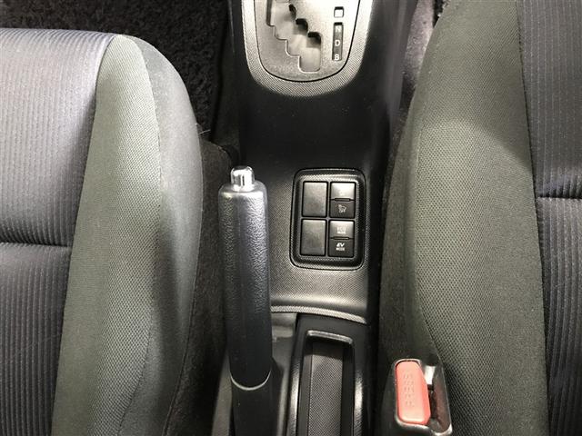 アクア Ｓ　スマートキープッシュスタート　キーレスエントリ　フルセグ地デジ　イモビ　ナビ＆ＴＶ　オートエアコン　デュアルエアバック　ＥＳＣ　Ｂカメラ　パワーウィンドウ　ＡＵＸ端子　ＥＴＣ　ＤＶＤ再生可能　ＳＲＳ（12枚目）