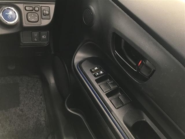 アクア Ｓ　スマートキープッシュスタート　キーレスエントリ　フルセグ地デジ　イモビ　ナビ＆ＴＶ　オートエアコン　デュアルエアバック　ＥＳＣ　Ｂカメラ　パワーウィンドウ　ＡＵＸ端子　ＥＴＣ　ＤＶＤ再生可能　ＳＲＳ（17枚目）