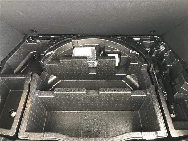 Ｃ－ＨＲ Ｇ　モード　ネロ　セーフティプラス　ＰＣＳ　盗難防止　Ｒカメラ　ＬＥＤライト　ナビＴＶ　フルセグＴＶ　アルミ　クルーズＣ　エアバッグ　ＡＢＳ　スマートキ－　ＥＴＣ車載器　キーフリー　オートエアコン　横滑り防止　メモリーナビ（26枚目）